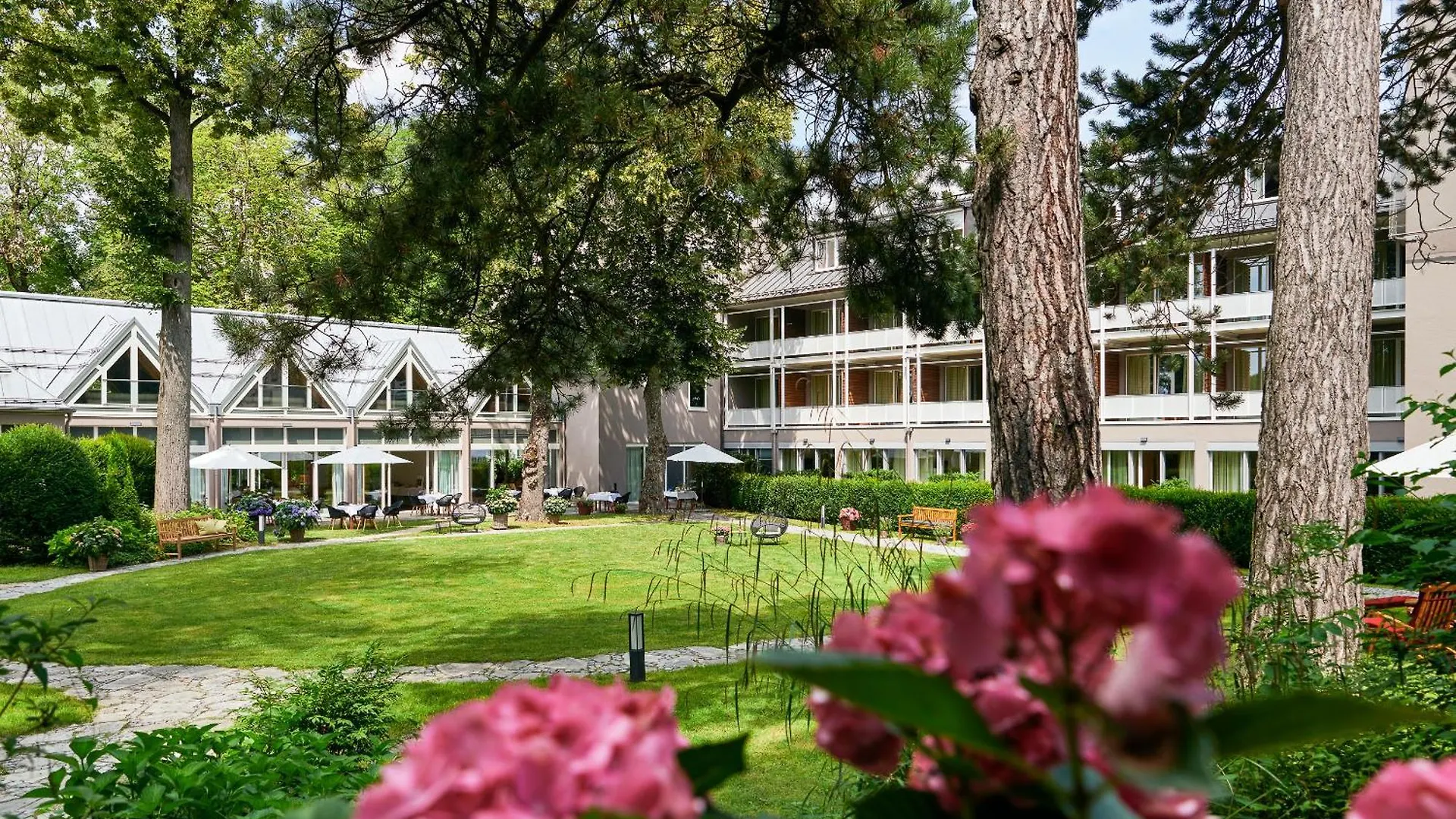 Parkhotel Rothof Munich Hotel