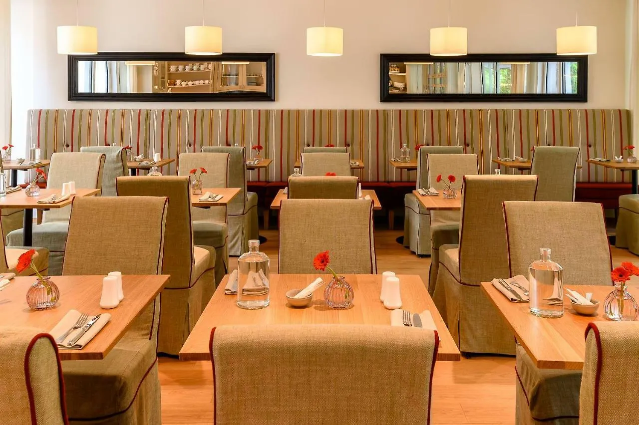Parkhotel Rothof Munich 4*,